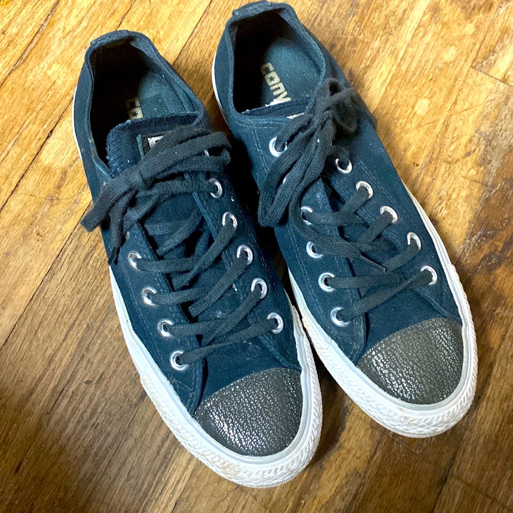 Black converse, all star, shiny black, embossed toe nearly new
